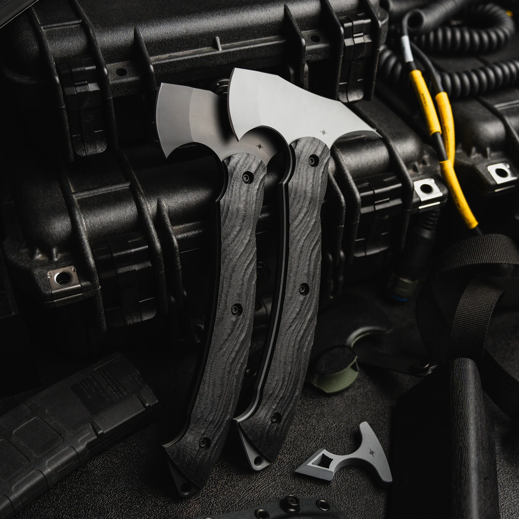 Tomahawk - Phantom Grey - Image 4